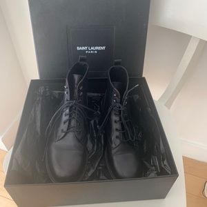 Saint Laurent Boxer Boot Nero.